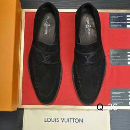 Picture of Louis Vuitton Shoes _SKULVsz38-45AH080713118